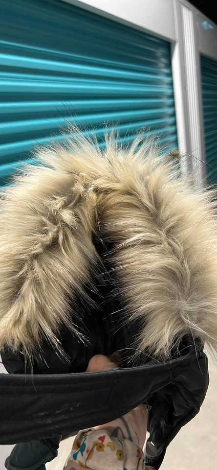 Noize "Karter" Pet Parka - S/M - Excellent Condition - photo 2