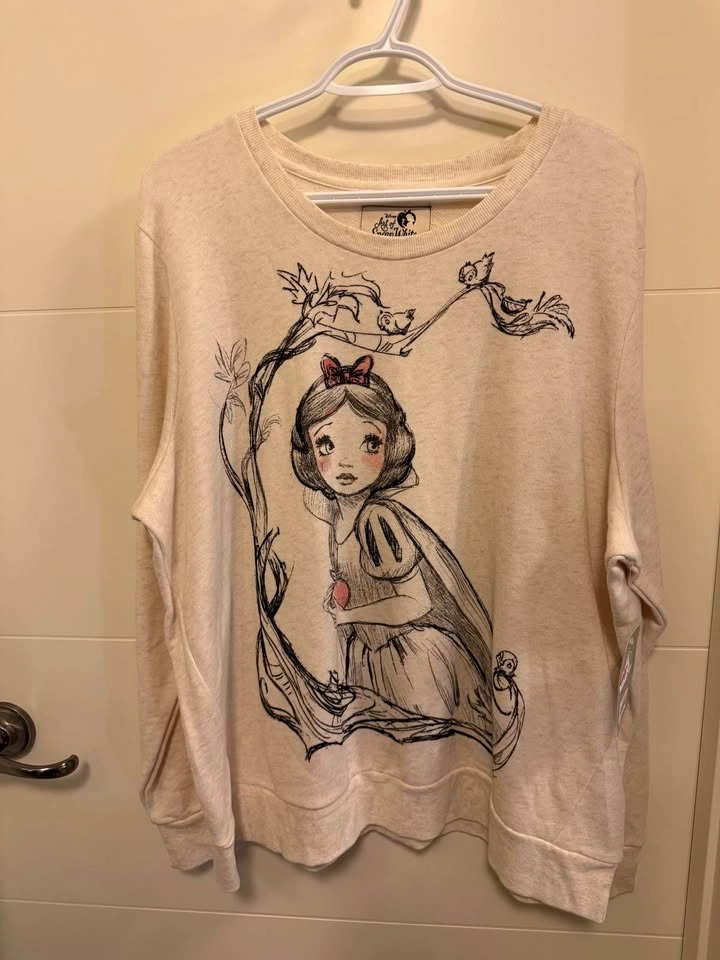 Disney Art of Snow White Ladies' Sweatshirt 2X - photo 3