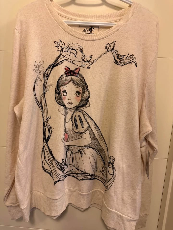 Disney Art of Snow White Ladies' Sweatshirt 2X - photo 5