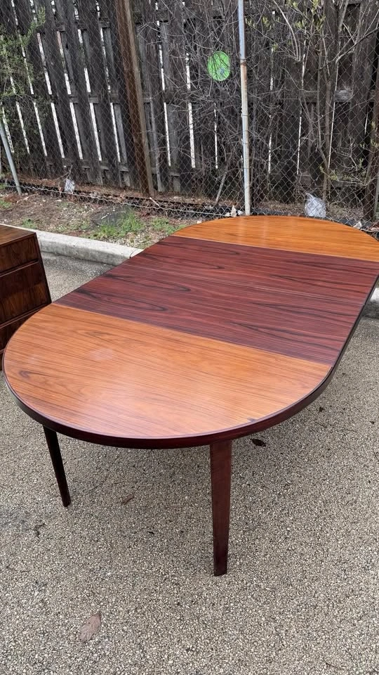 Vintage Danish Modern Expandable Oval Dining Table - photo 3