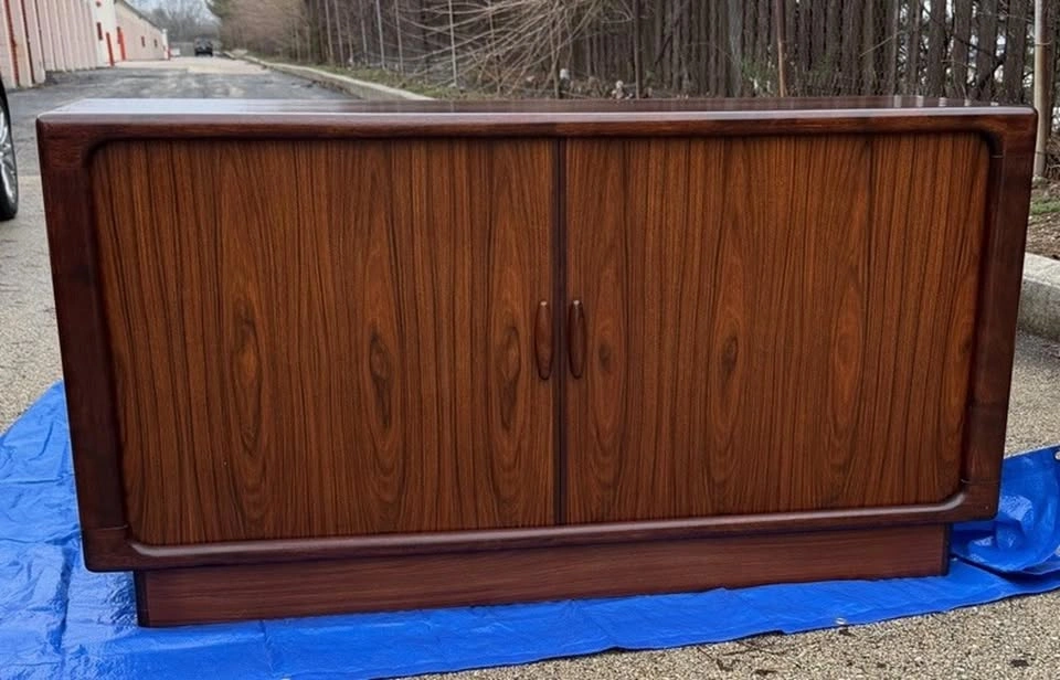 Vintage Dyrlund Danish Rosewood Cabinet Sideboard Tambour Doors - photo 2