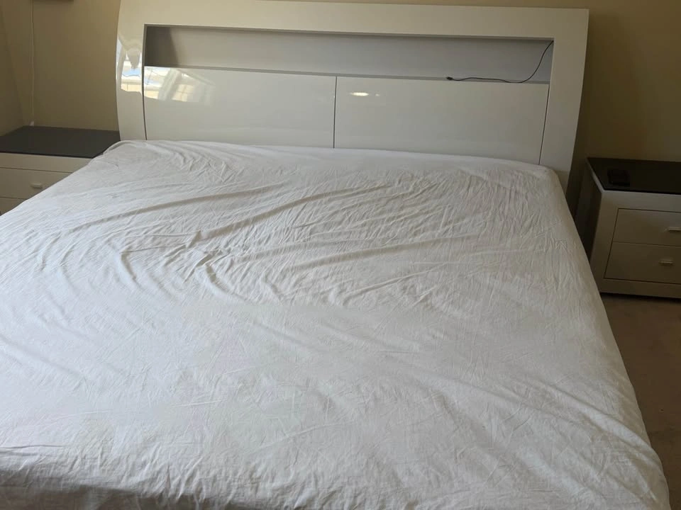 King Size Modern Bed – High Gloss Lacquer (Luxury Style) - photo 3
