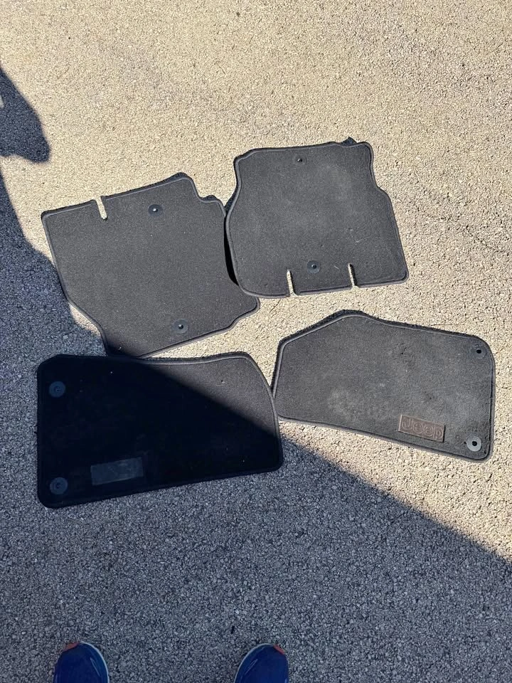 OEM Jeep Carpet Floor Mats Set of 4 – Black Original Fit