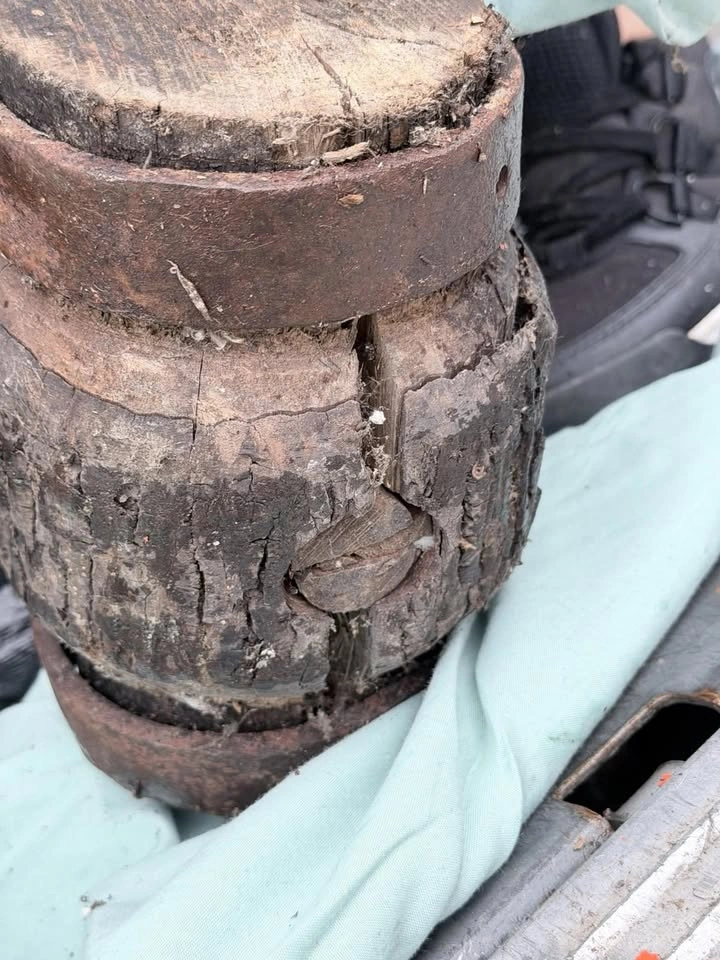 Vintage Wooden Strongman Circus Carnival Hammer w/Metal Rings - photo 4