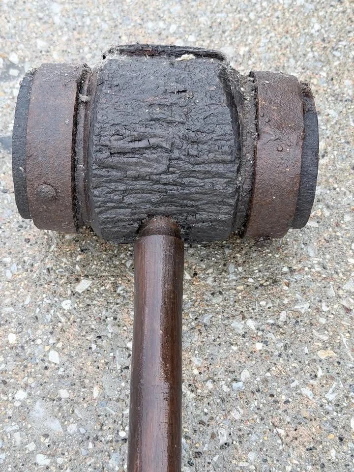 Vintage Wooden Strongman Circus Carnival Hammer w/Metal Rings - photo 5