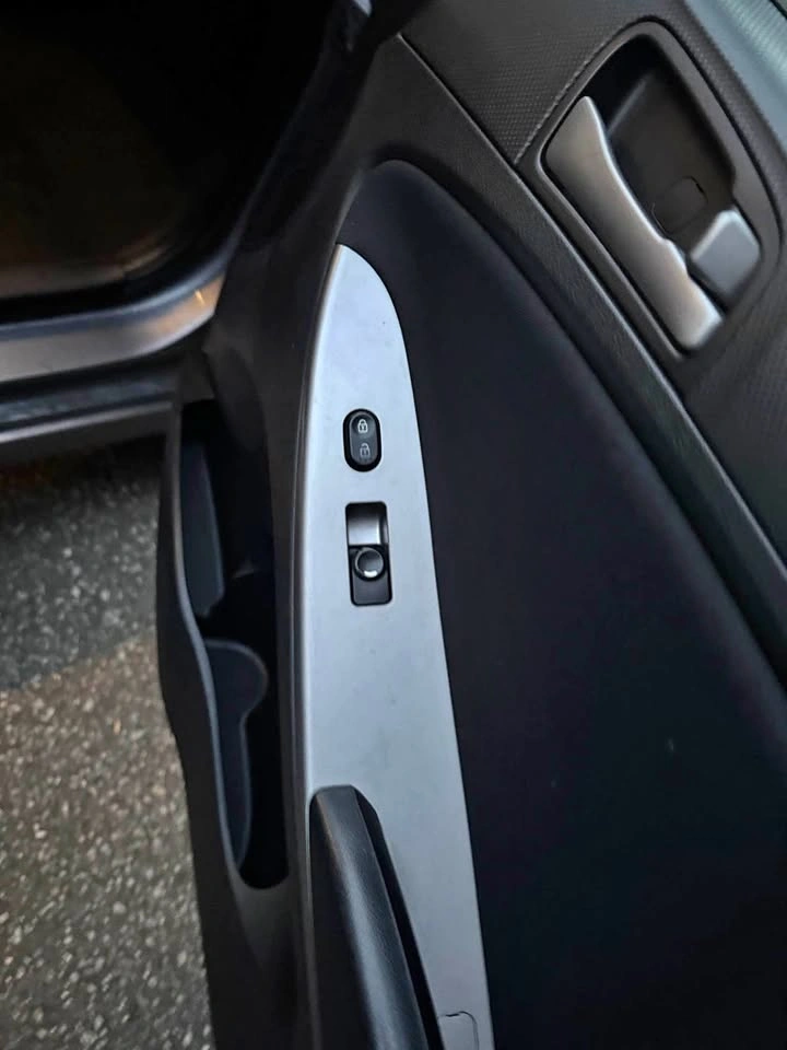2016 Hyundai Accent Automatic Car