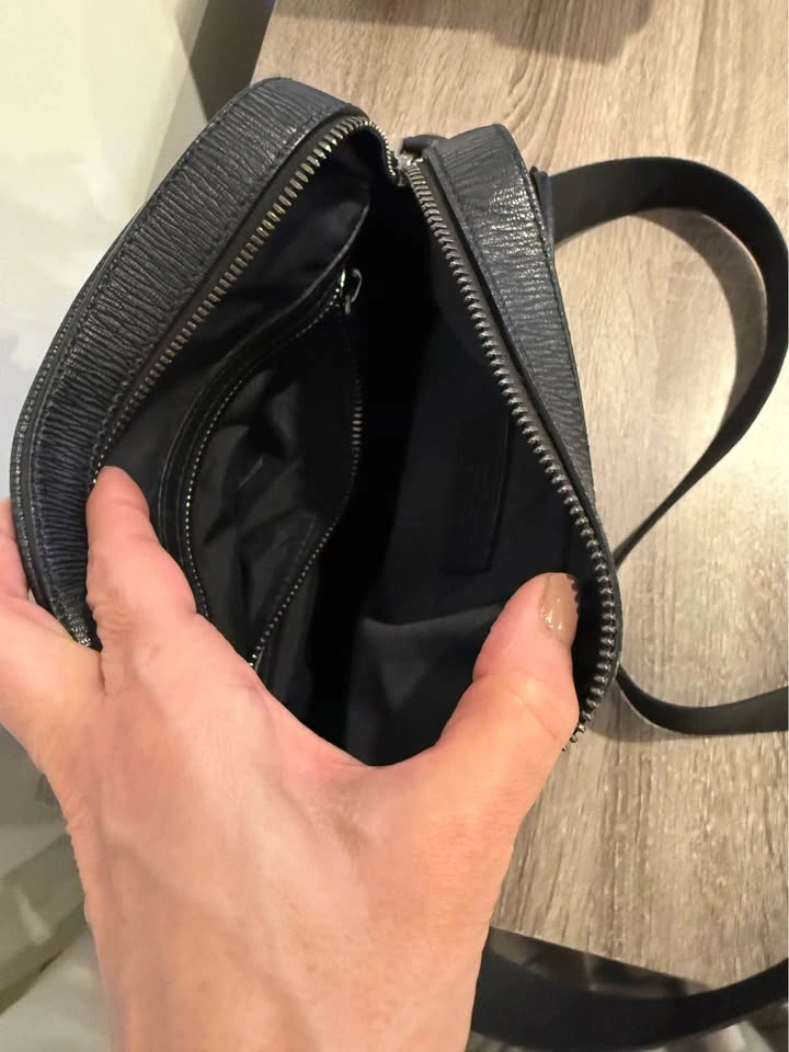 Salvatore Ferragamo Leather Crossbody Bag - photo 2