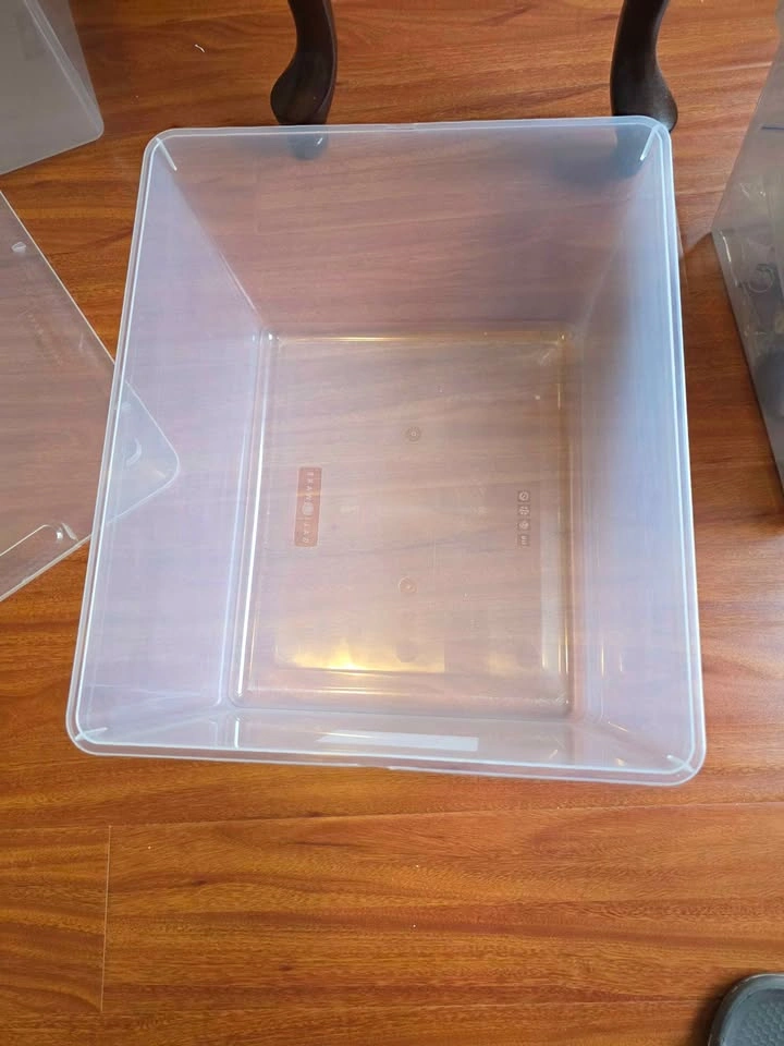 Plastic Storage Bins (Large $2 / Small $1) - photo 2