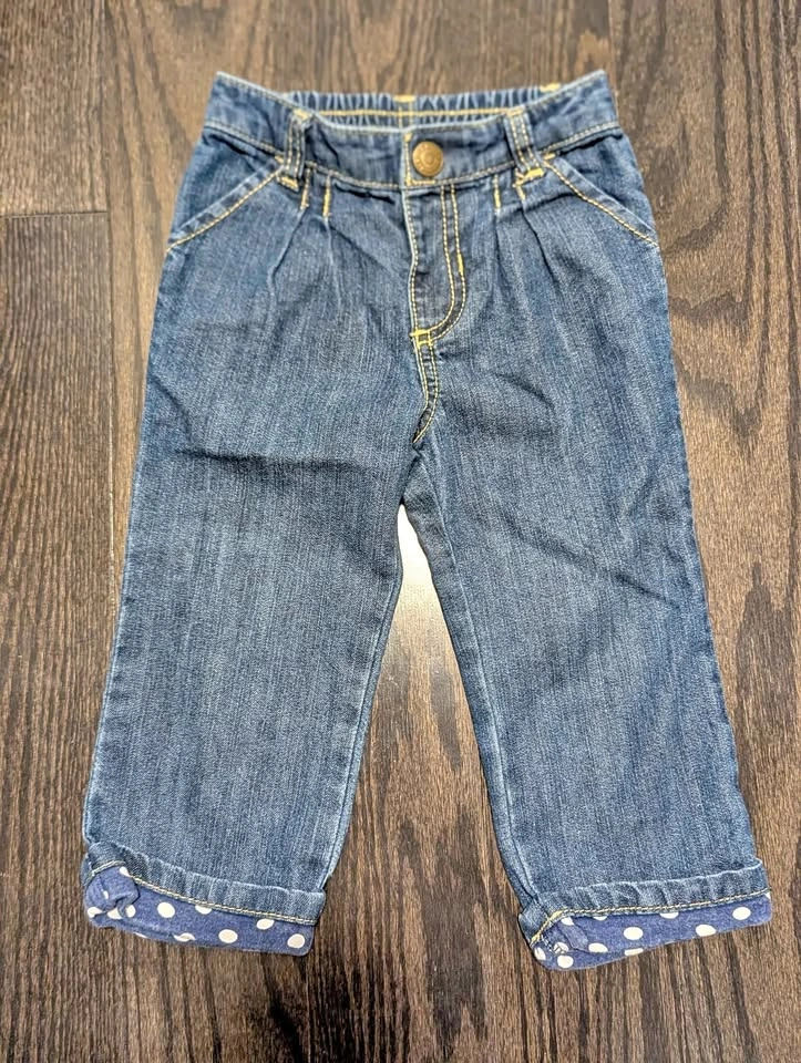 Old Navy Baby Jeans • Elastic Waist • Size 18–24M