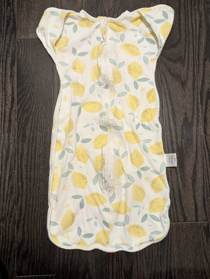 Baby Lemon Print Transition Swaddle Sleep Sack • Size L (6M) - photo 2