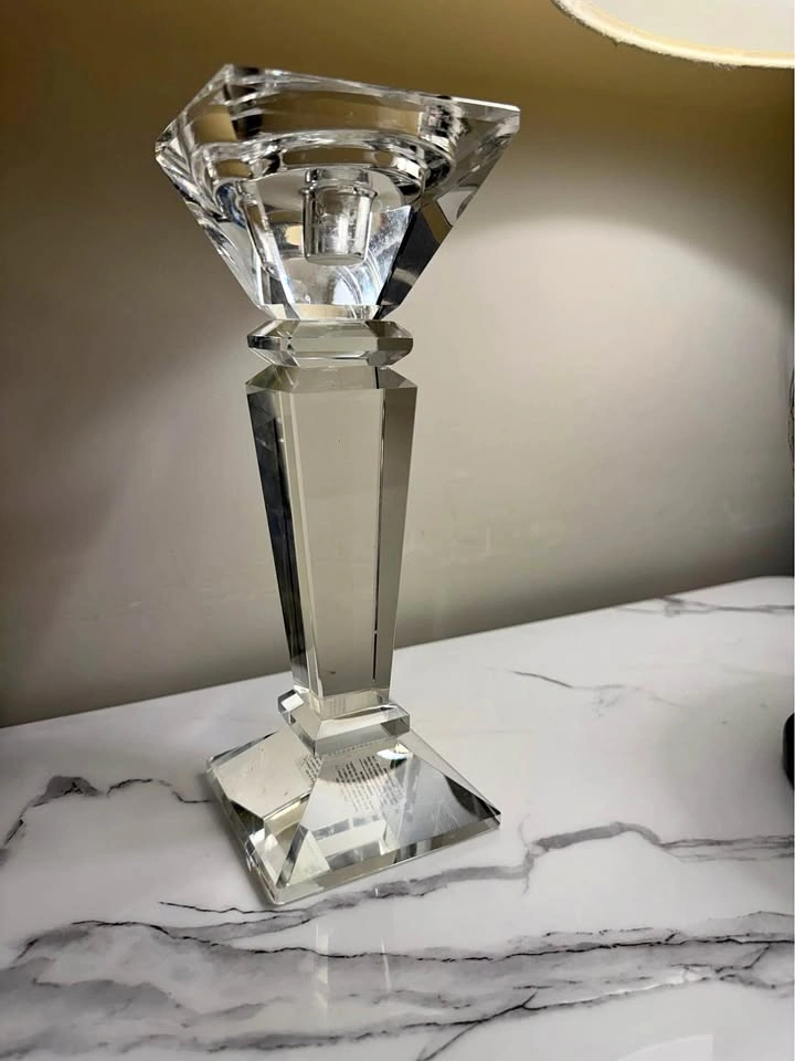 Crystal candle stand