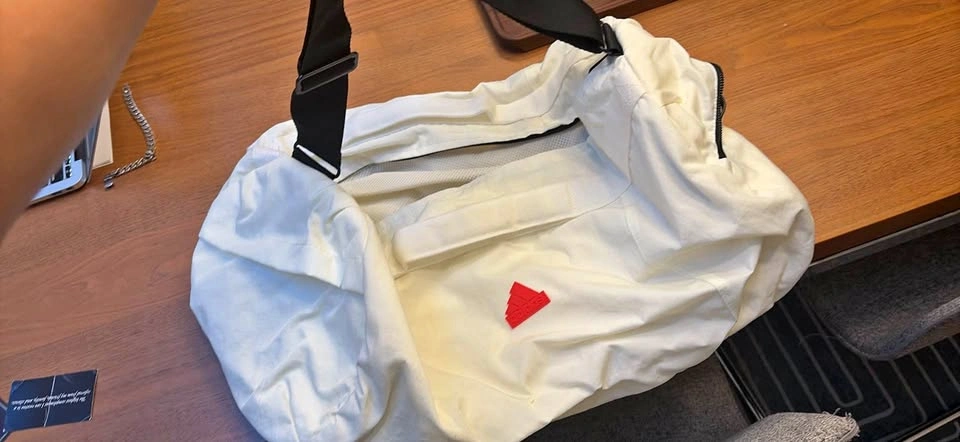 Adidas weekend bag