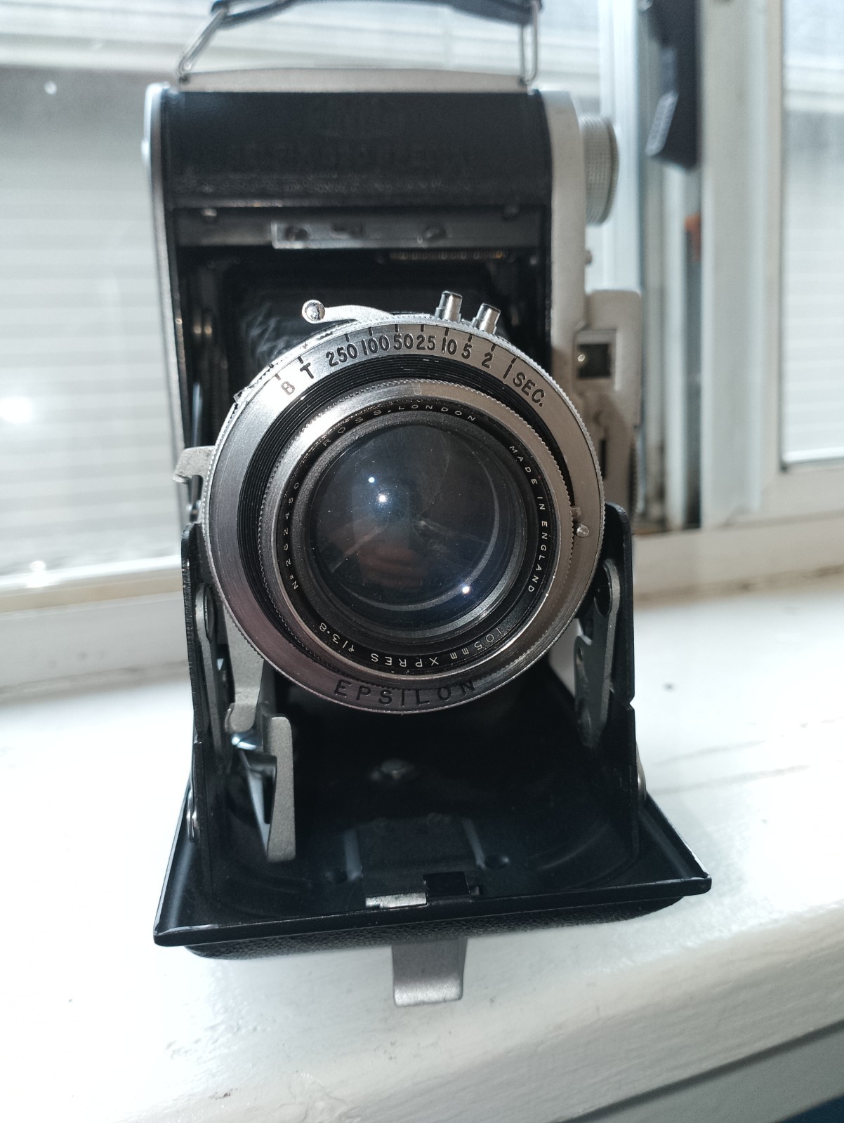 Ensign Selfix 820 120 rollfilm folding camera - photo 4