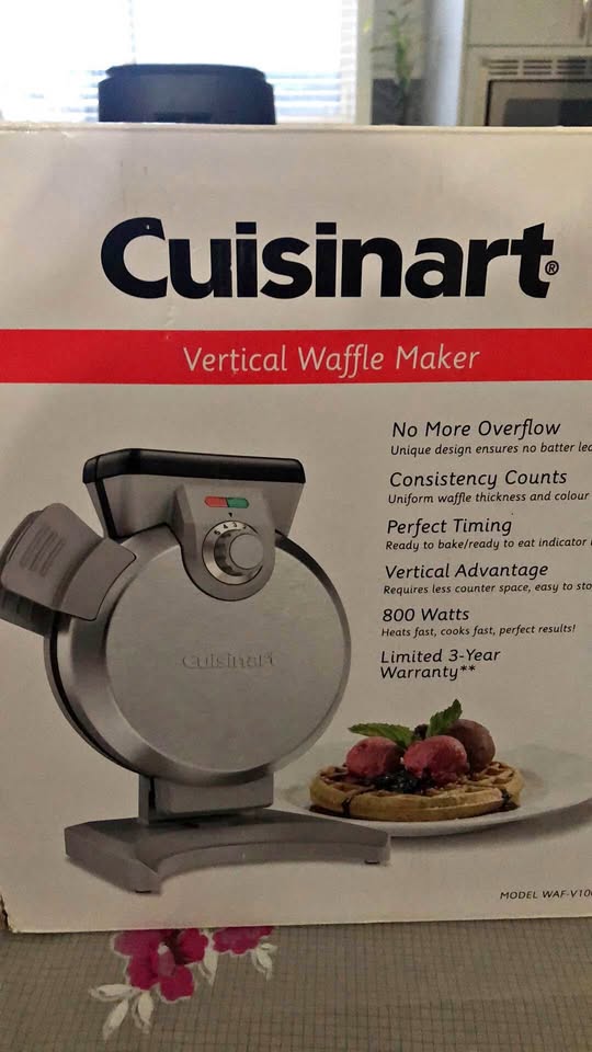 Cuisinart Verticle Waffle Machine
