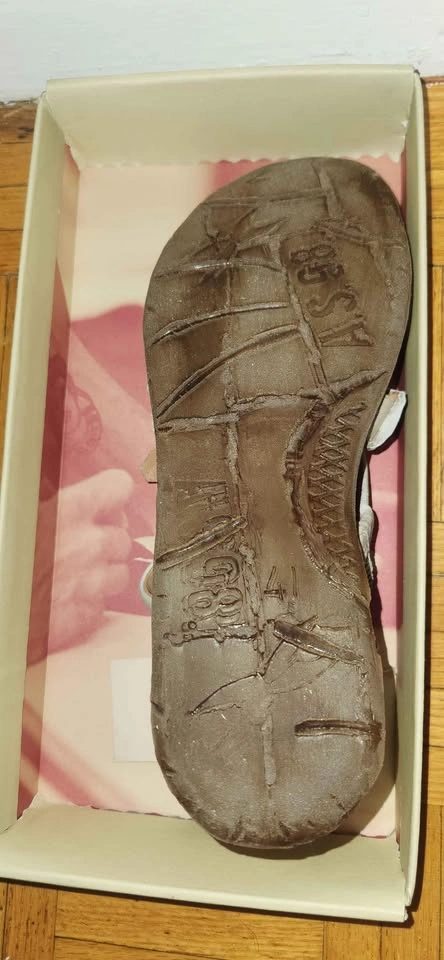 Brand new never worn womens sandals hand made leather paid $300 - photo 4