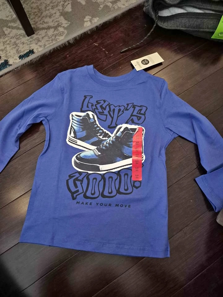 Brand New Boys Size 6 Long Shirt Blue