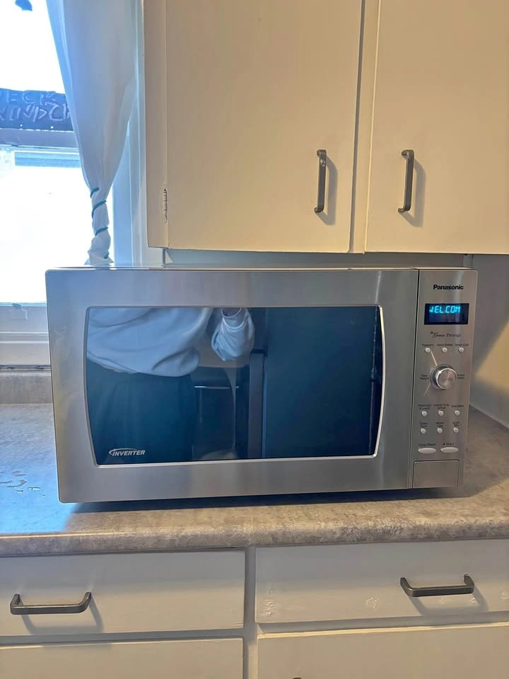Panasonic The Genius Prestige Microwave