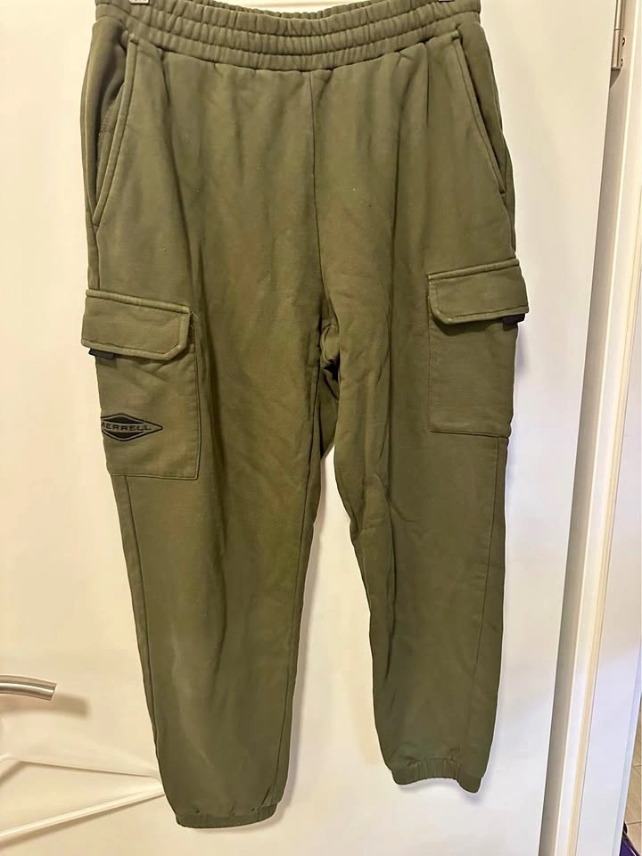 Merrell Olive Green Cargo Joggers Large