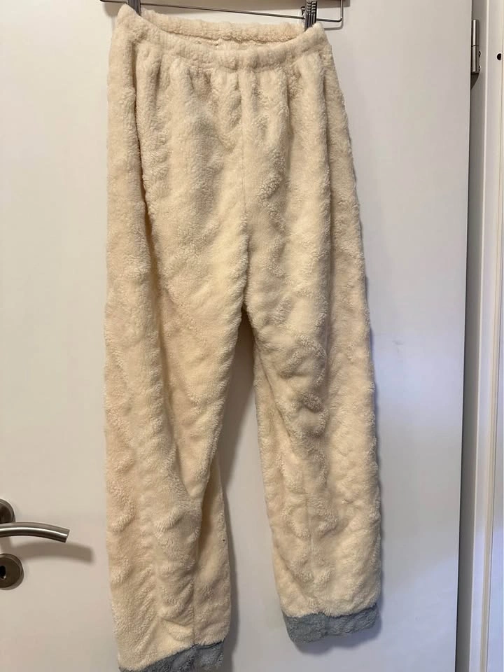 Super cute fluffy bunny pajama set xl - photo 3