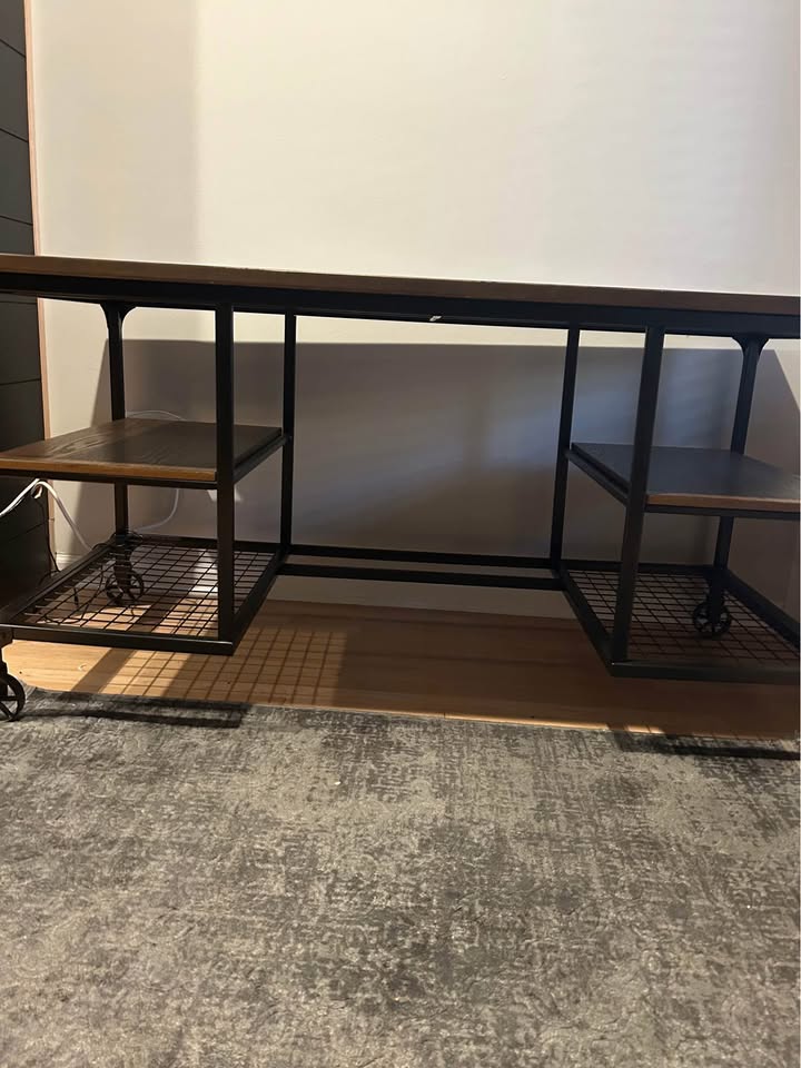 Black Wood & Metal Desk - photo 2