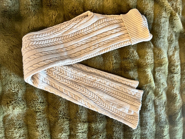 Women's Size Small Knitted Flare Pants