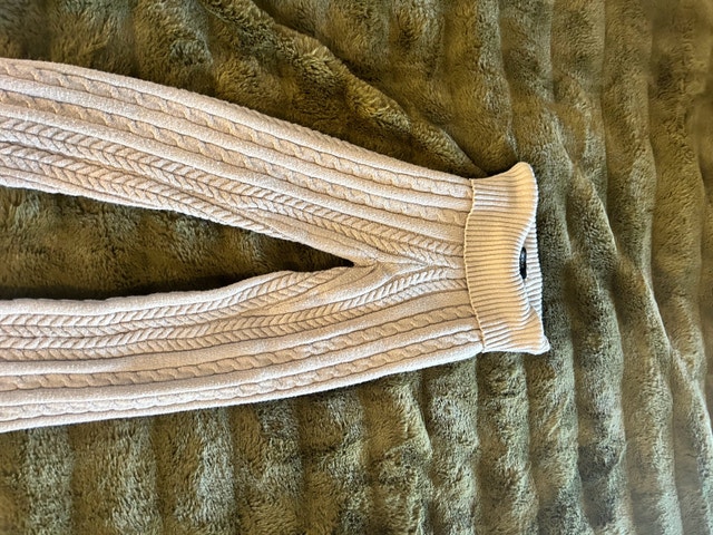Women's Size Small Knitted Flare Pants - photo 2