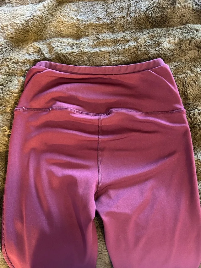 Women’s Size XS Burgundy Leggings Ardene - photo 3