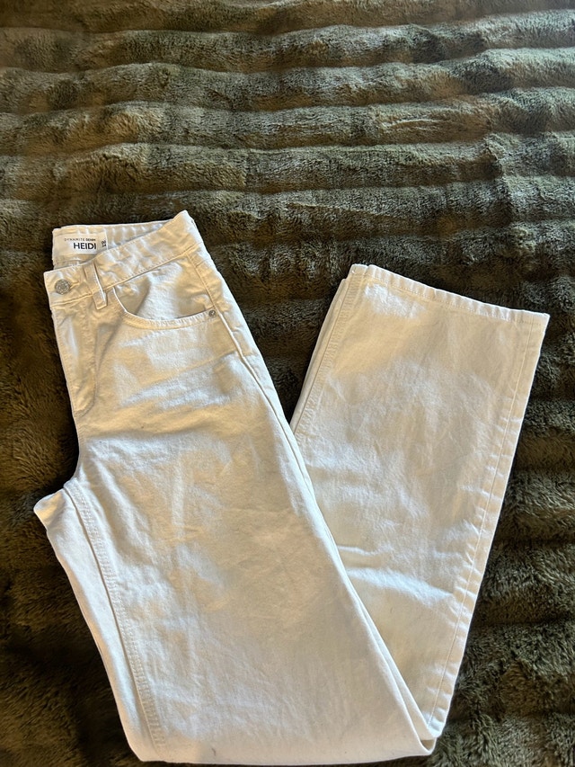 Dynamite Heidi Jeans (size 00/24) Only Worn Once! - photo 2