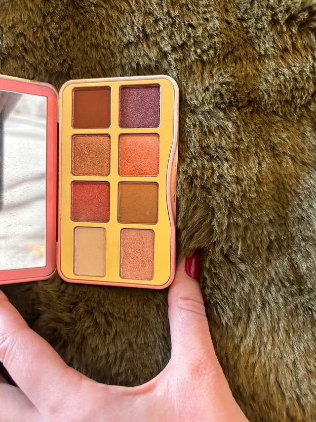 2 Gently Used Eyeshadow Palettes - Too Faced & Sephora - photo 3