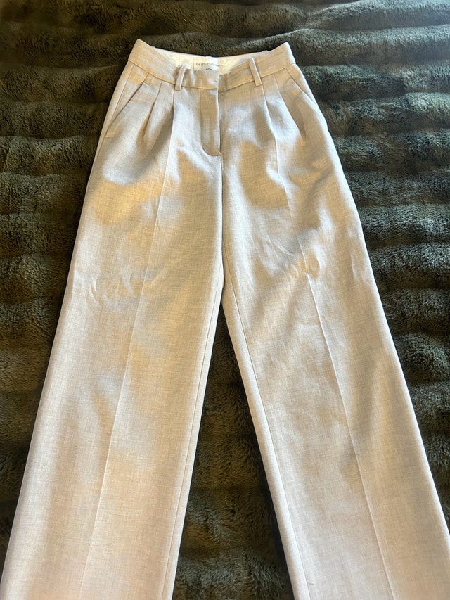 Aritzia Matching Suit (Effortless Pants) - photo 2