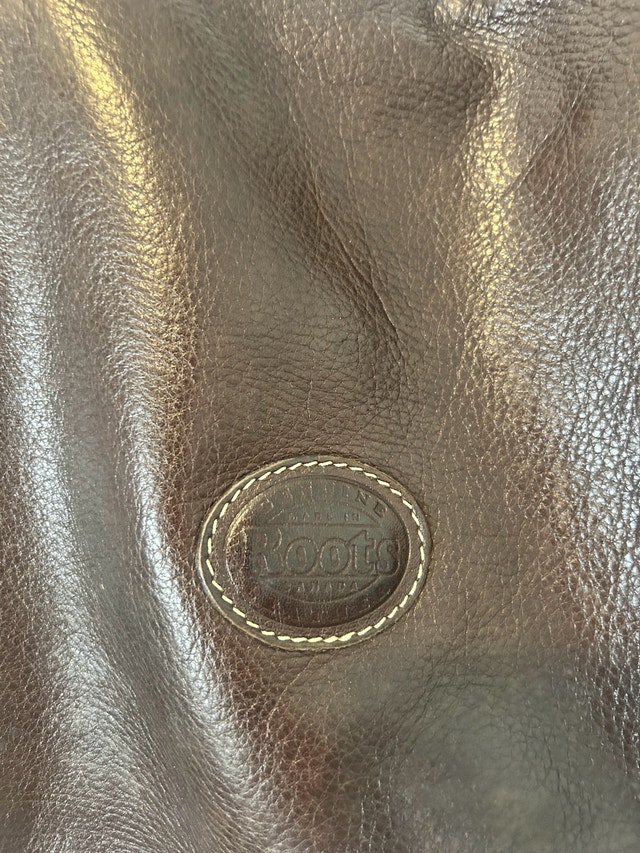 Vintage Roots Brown Leather Purse - photo 2