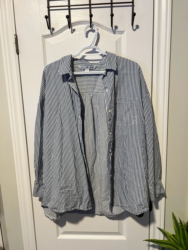 Women's size large striped button up - photo 3
