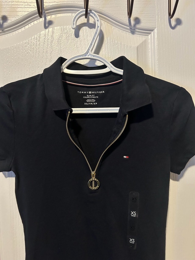 Brand new Tommy Hilfiger polo shirt size xs - photo 2