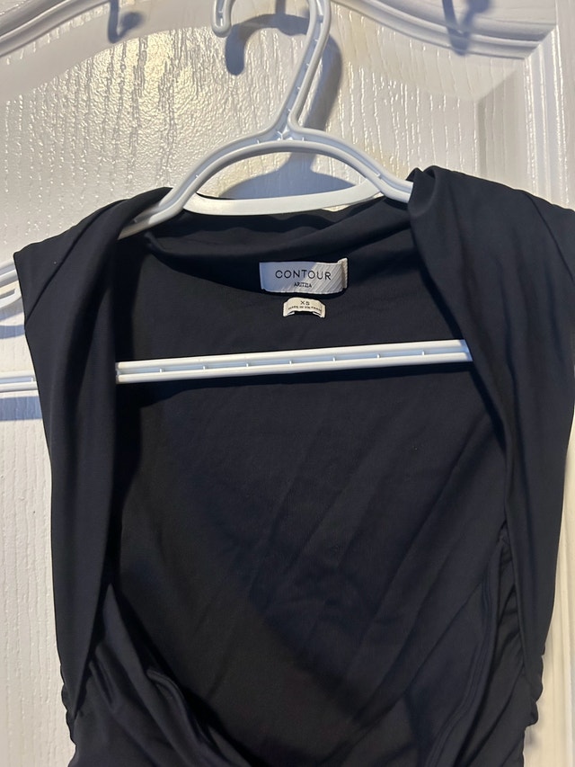 Aritzia Contour Sleeveless Top XS Black - photo 2