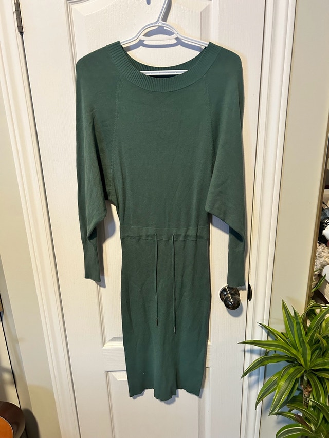 Women's size xxs longsleeve knit dress