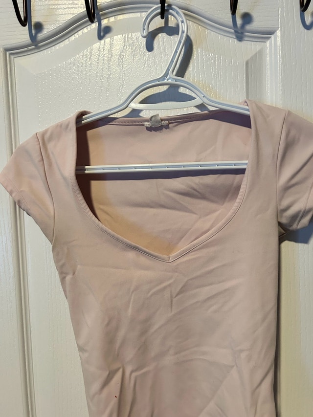 Light pink Garage v-neck t-shirt, size XS - photo 2
