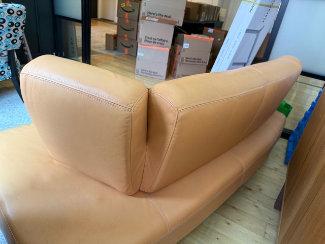 Orange leather sofa - photo 4