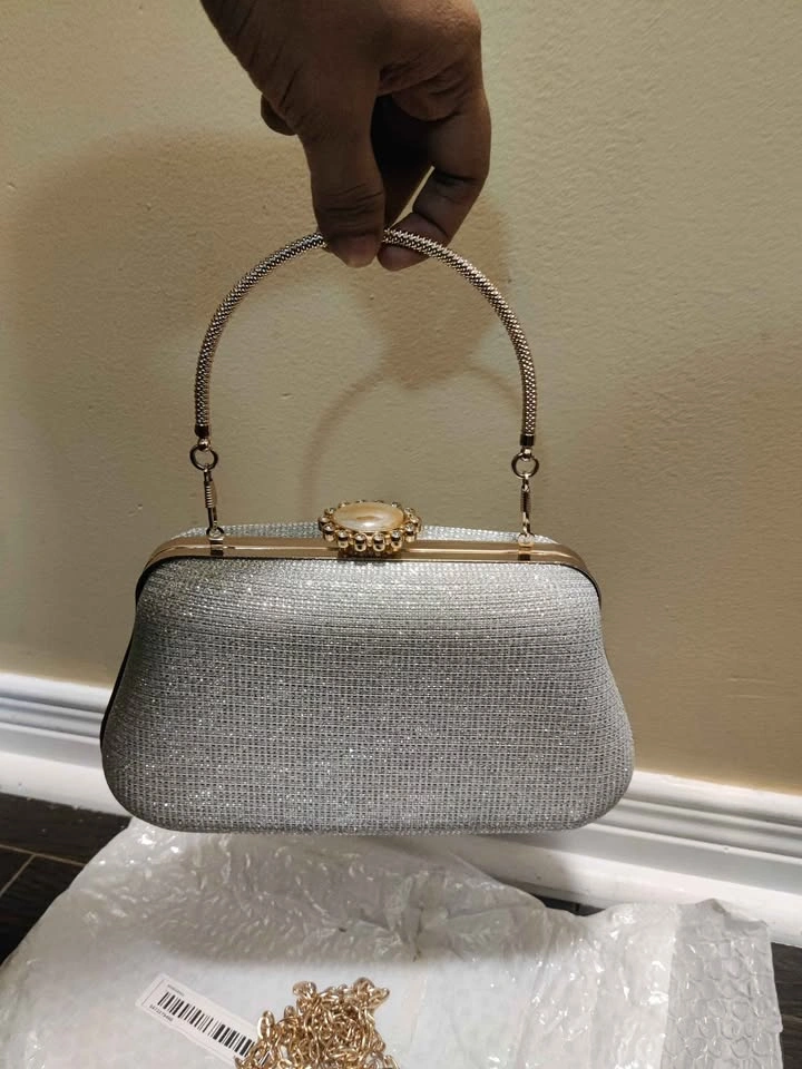 Brand new silver glitter evening party bag for women ( price is - photo 4