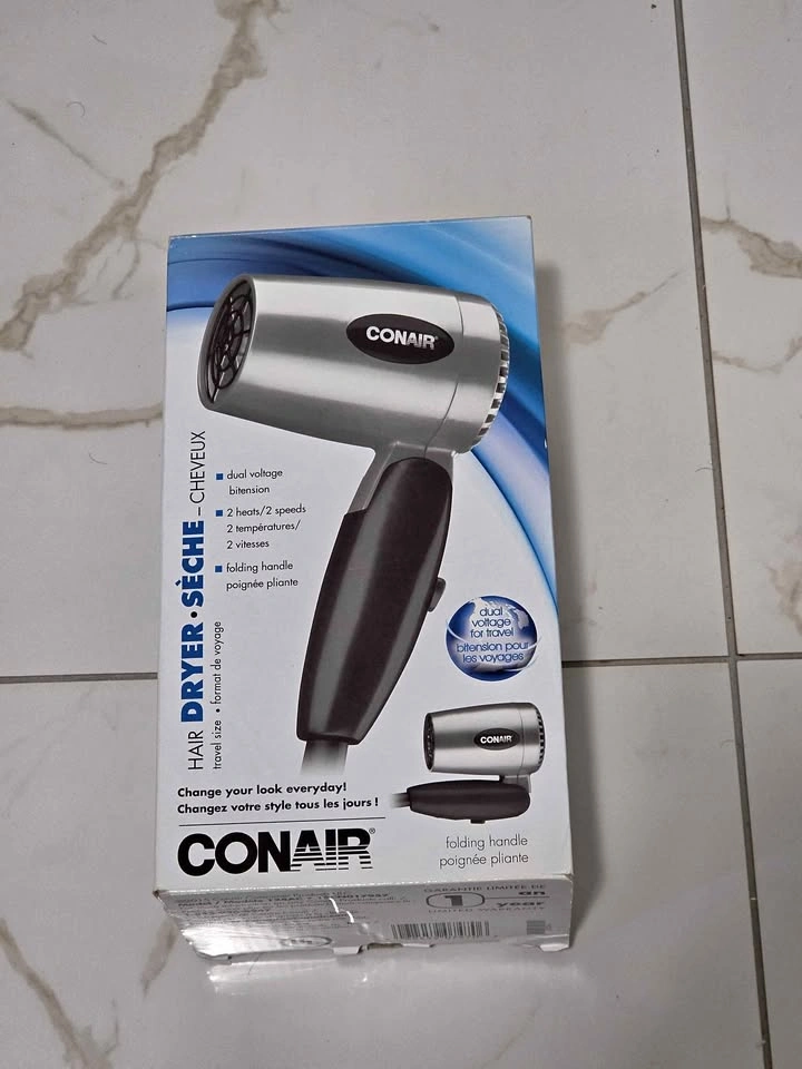 Conair Travel Hair Dryer Folding Handle Dual Voltage