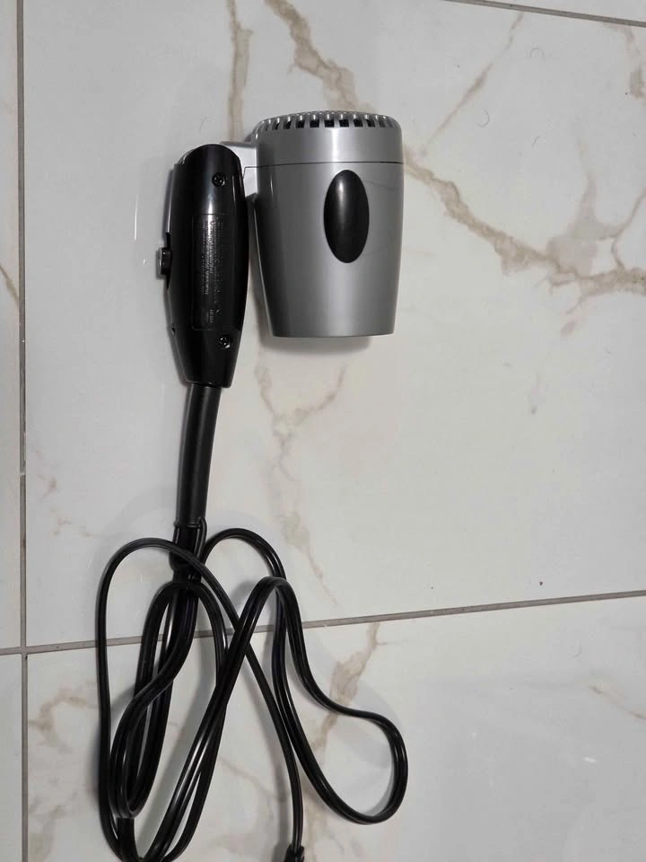 Conair Travel Hair Dryer Folding Handle Dual Voltage - photo 2