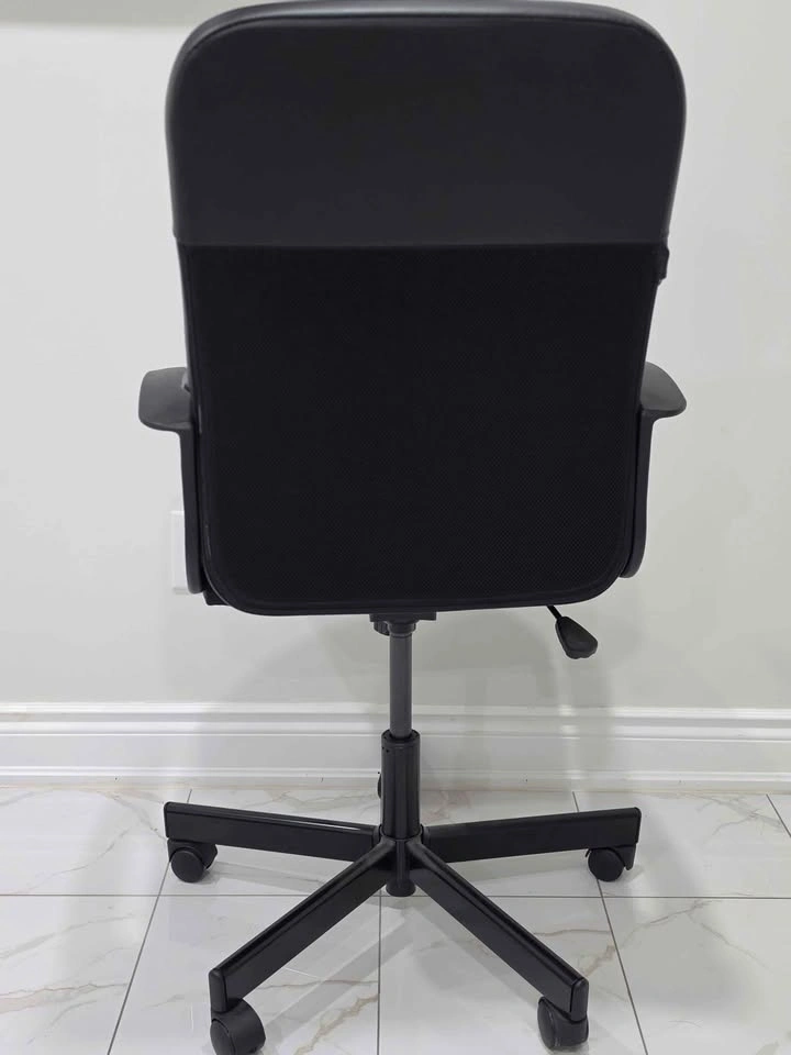 IKEA RENBERGET Swivel Chair - photo 2