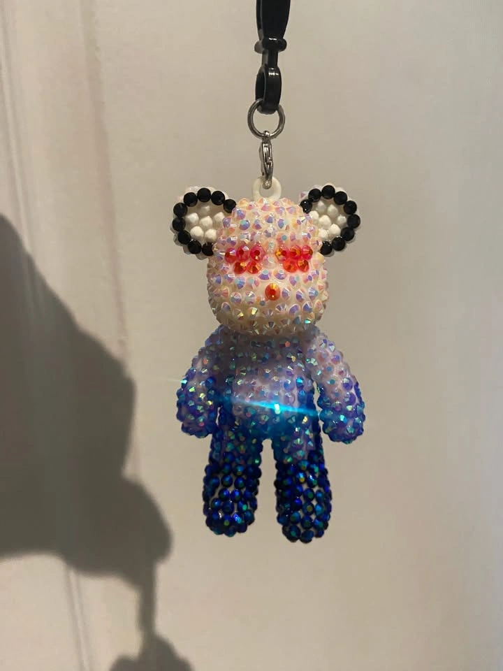 NEW crystal teddy bear 🧸 keychain - photo 2