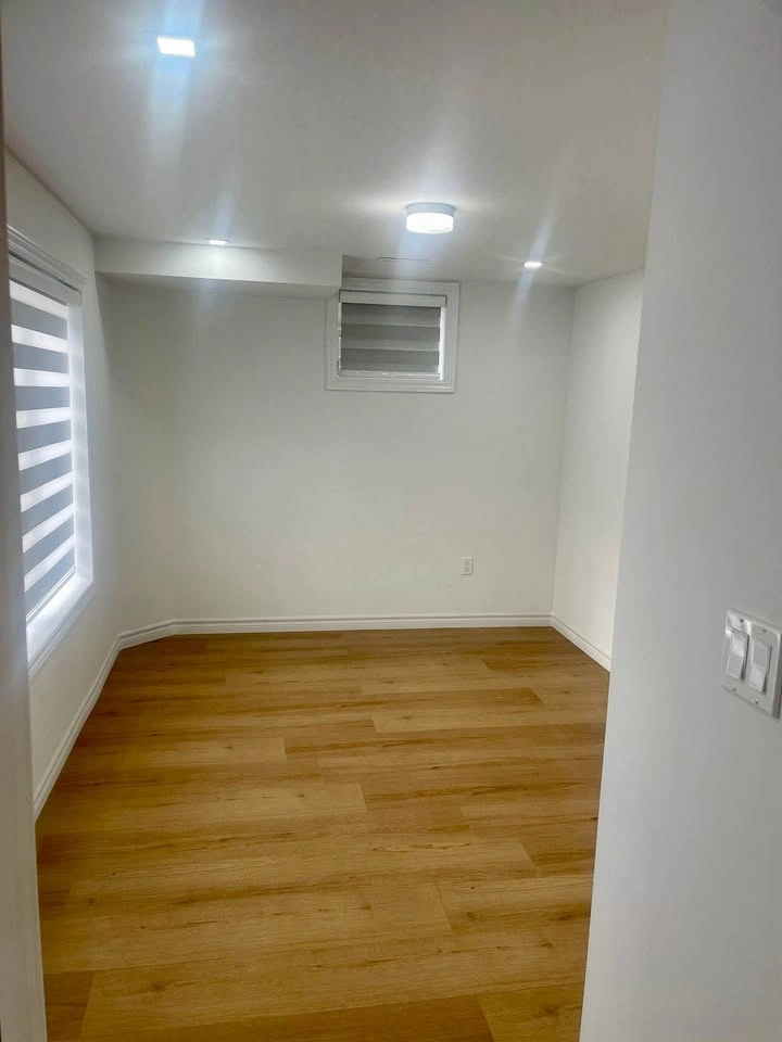 2 Beds 1 Bath - Apartment - photo 3