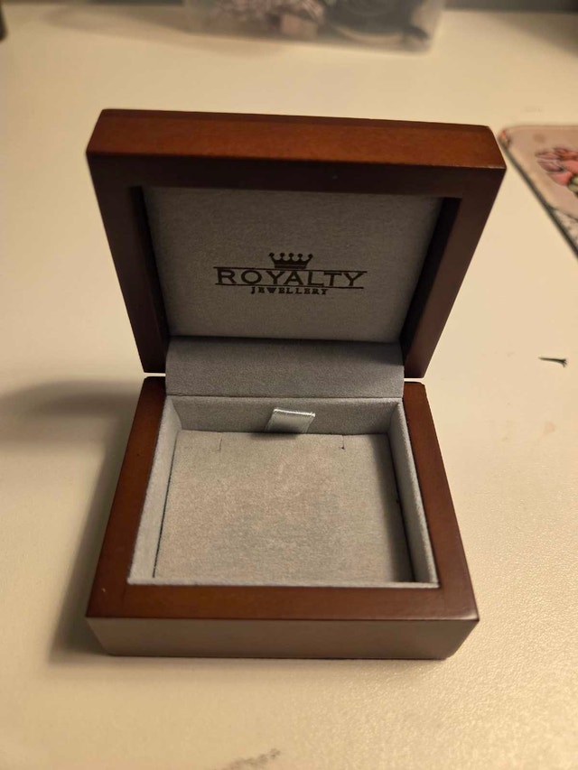 Original Royalty Jewelry Wooden Box