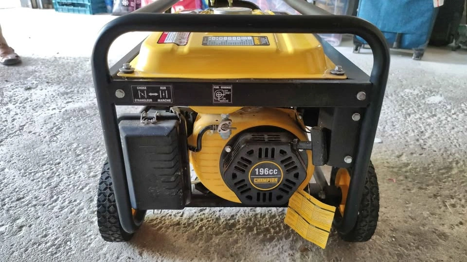 Champion Gas Generator 3000w - photo 2