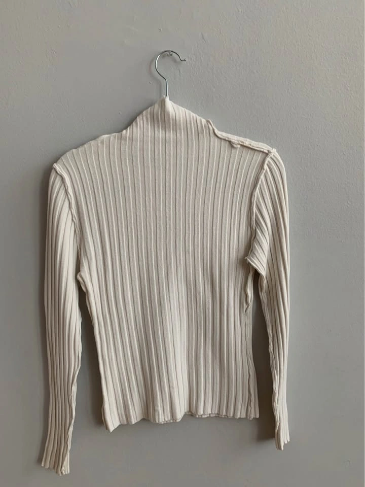 Cream turtle neck long sleeve top - photo 3