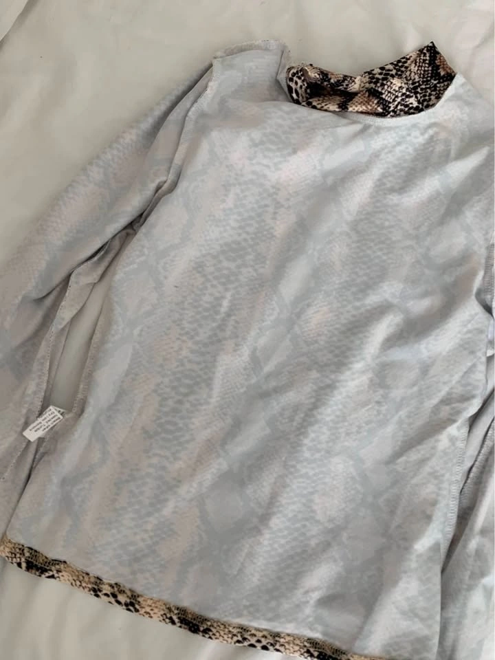 Leopard long sleeve top - photo 3
