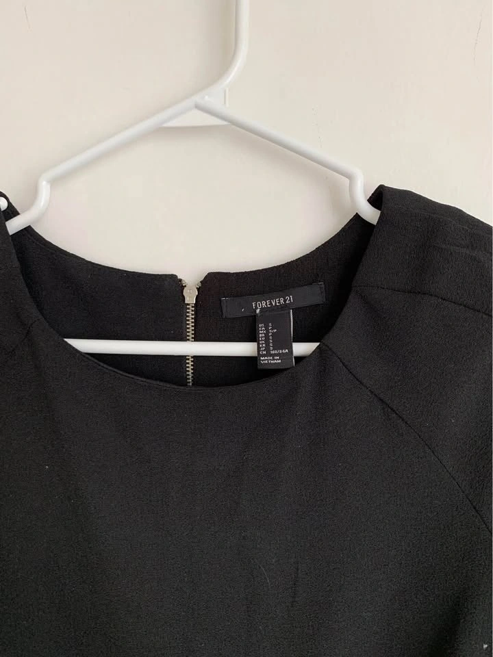 Black mini dress - photo 3