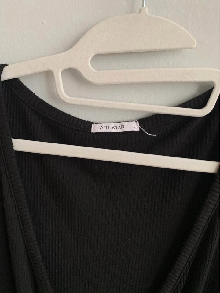 Black long sleeve top - photo 3