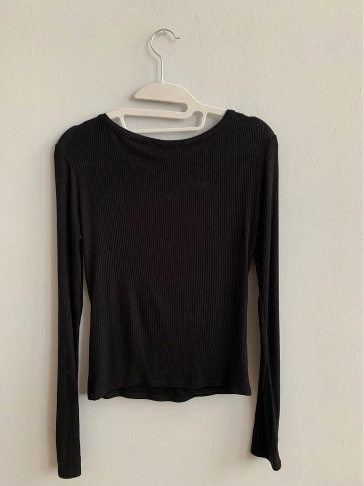 Black long sleeve top - photo 5